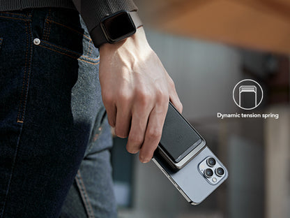 ESR Magsafe Wallet Özellikli Standlı Powerbank Siyah