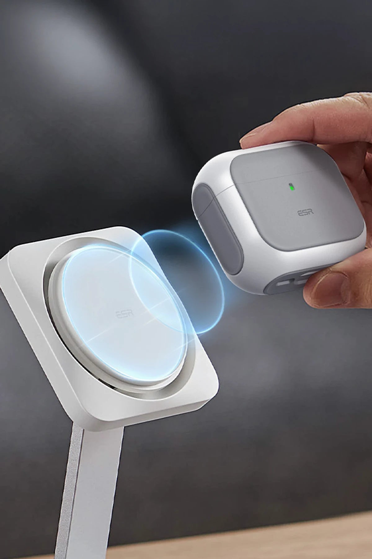 ESR Apple Airpods 4 (4.nesil) Orbit Hybrid Magsafe Şarj Destekli Kılıf - Beyaz