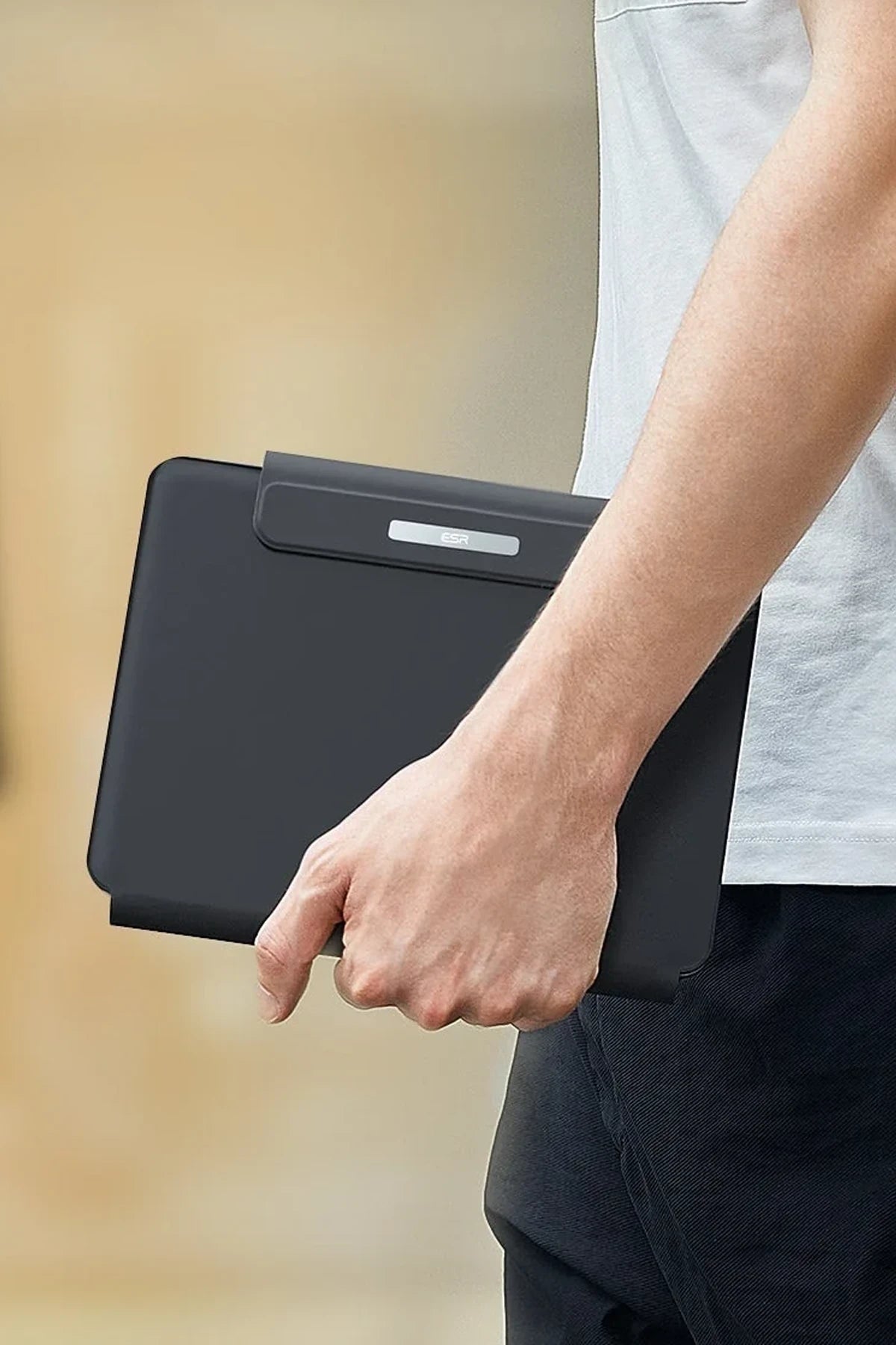 ESR Apple iPad 2025 10.9 (10.nesil) Rebound Manyetik Klavyeli Tablet Kılıfı - Siyah
